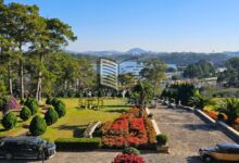 View từ khách sạn ra hồ phải nói là hết nước chấm