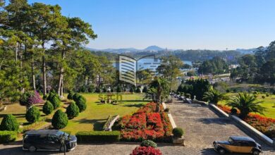 View từ khách sạn ra hồ phải nói là hết nước chấm