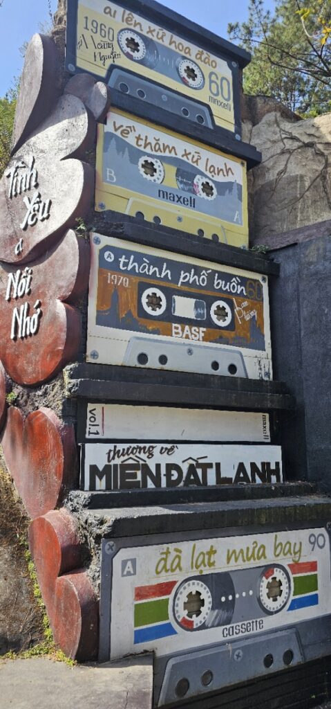 Những bản nhạc gắn liền với Đà Lạt mộng mơ