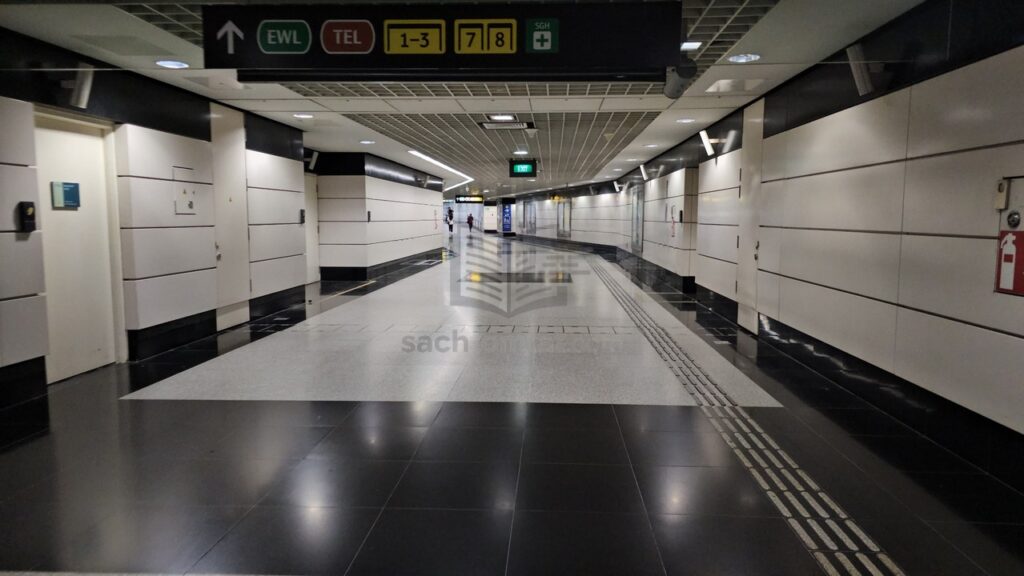 Hệ thống MRT tại Sing rất sạch sẽ